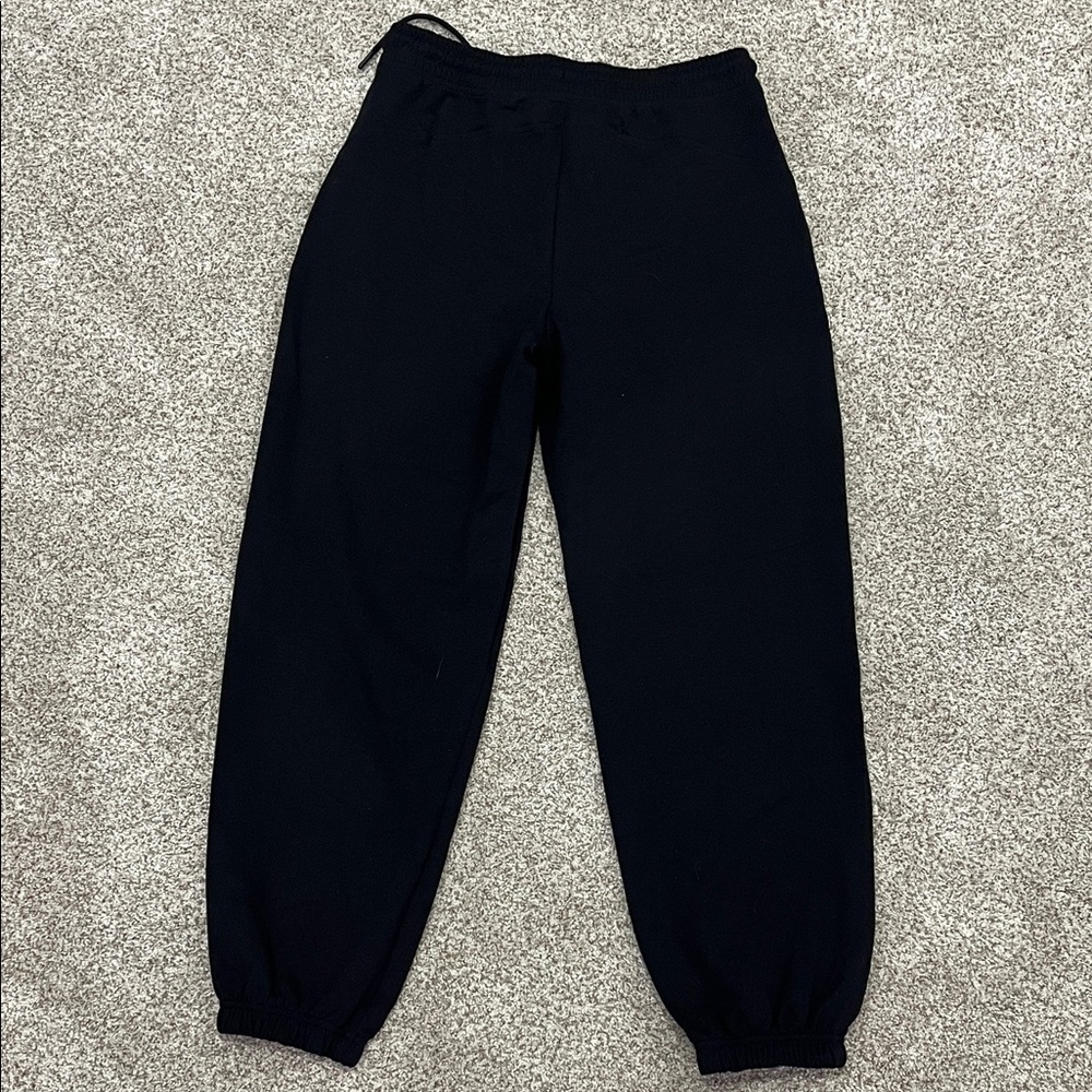 Old Navy Black Joggers - Picture 3 of 7